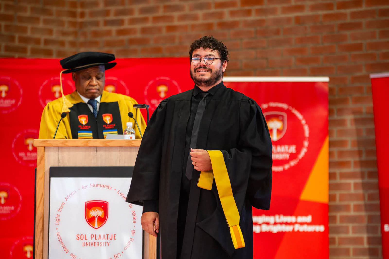 Ho�rskool SA Van Wyk vereer skoolhoof op Skoolhoofde Dag