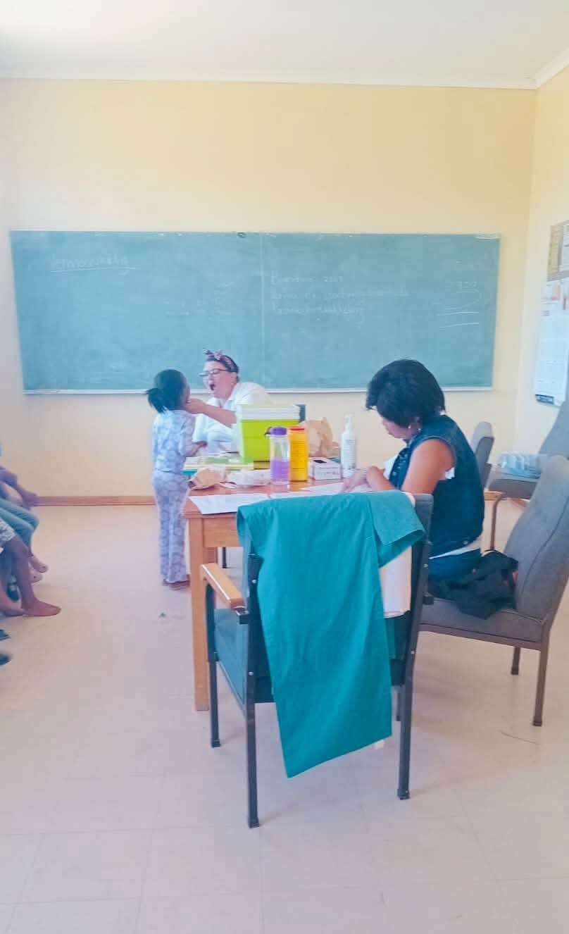 Leliefontein-kliniek bied gesondheidssifting vir leerders aan